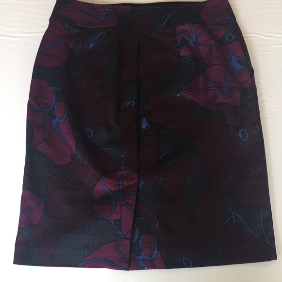 Ann Taylor Loft Purple Print Pencil Skirt NWT - Picture 3 of 8